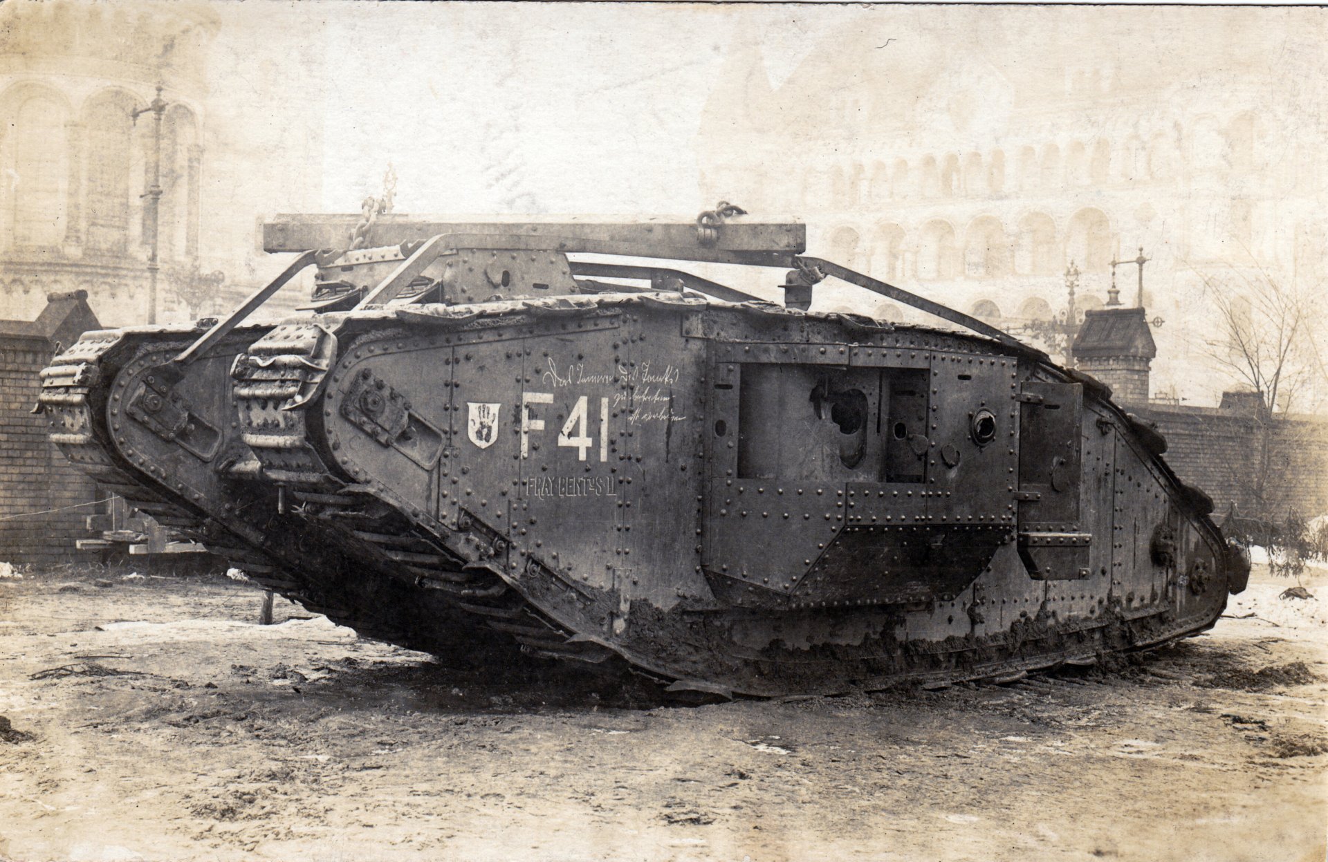 Великобританский танк 1 мировой войны