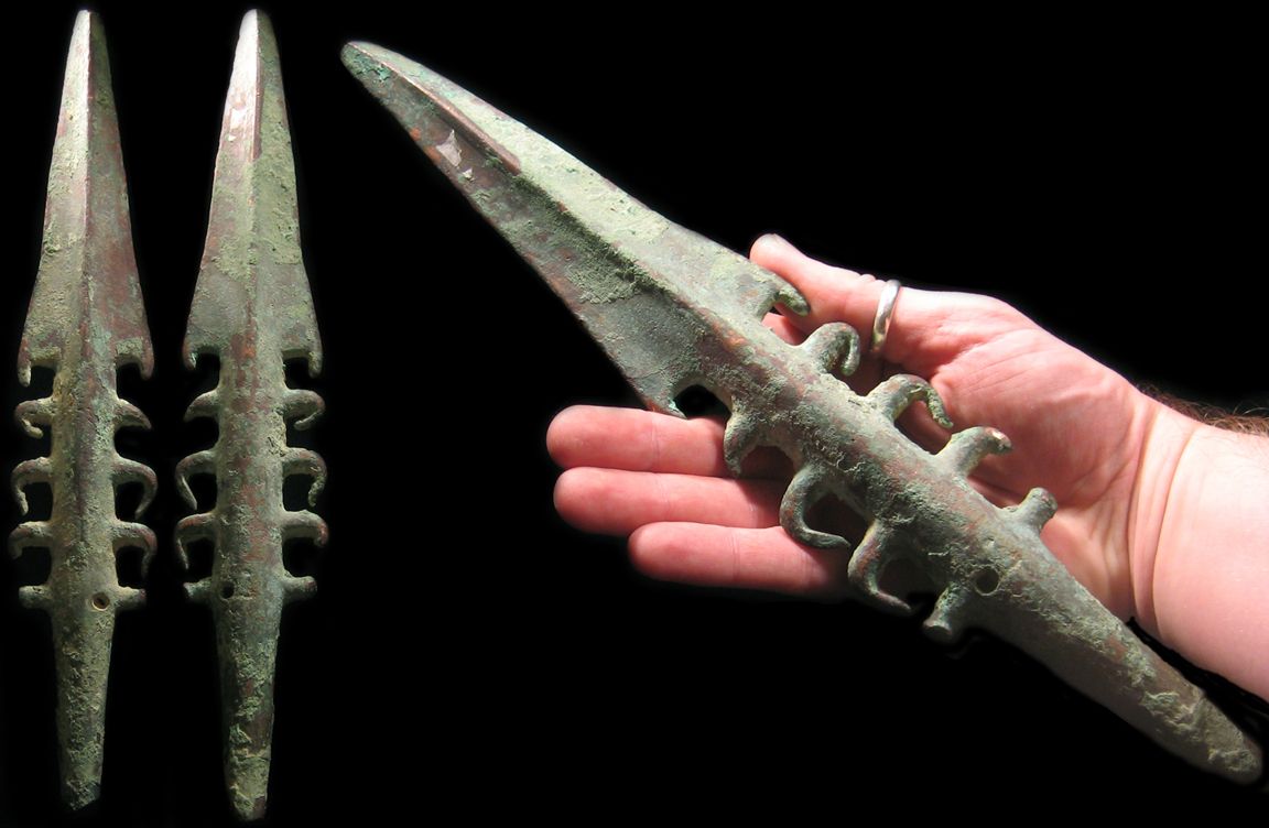 Оружие в древности. Холодное оружие древности. Самое древнее оружие. Необычное Холодное оружие древности. Ножи древнего Египта.