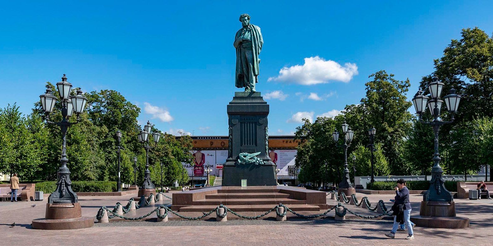 Пушкину памятник москва