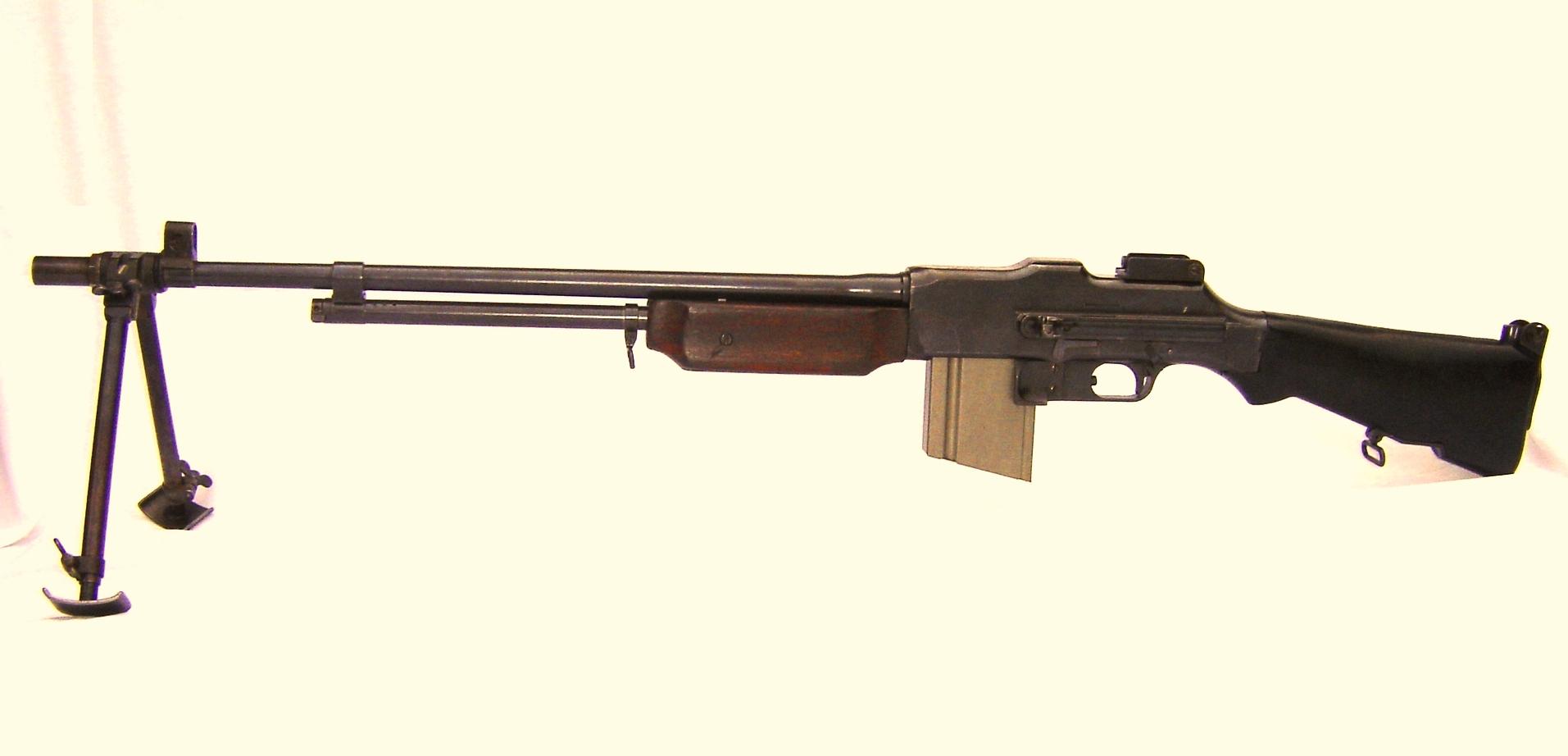 Ручной пулемет Браунинга, в различных источниках имеющий обозначение Browning Automatic Rifle Автоматическая винтовка Браунинга, или Browning Aassault Rifle Штурмовая винтовка Браунинга, сокращенно BAR, являлся одним из тех типов оружия, которые невозможн